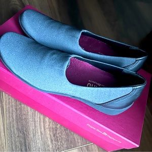 Munro American TRAVELER GREY STRETCH FABRIC Shoes